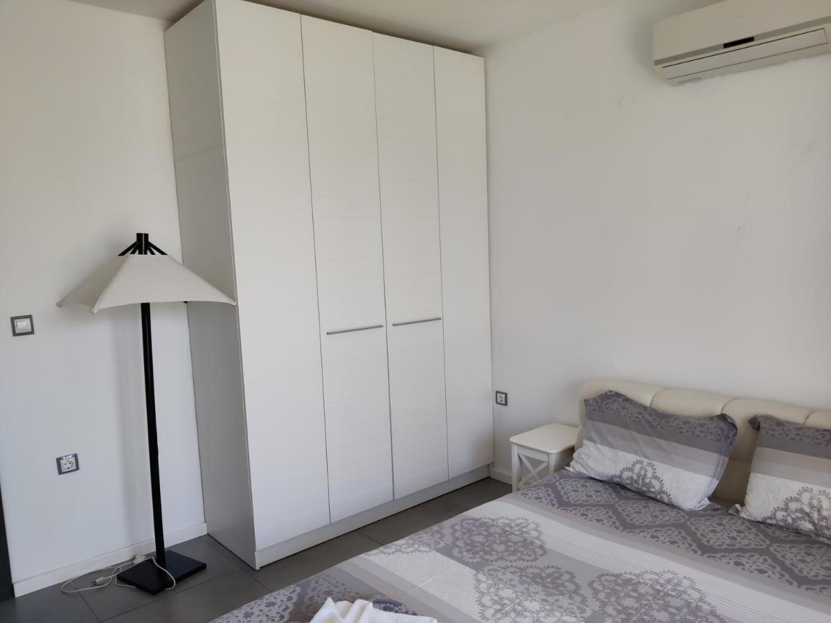 Gitea Sand Lilies Apartments Созопол Екстериор снимка