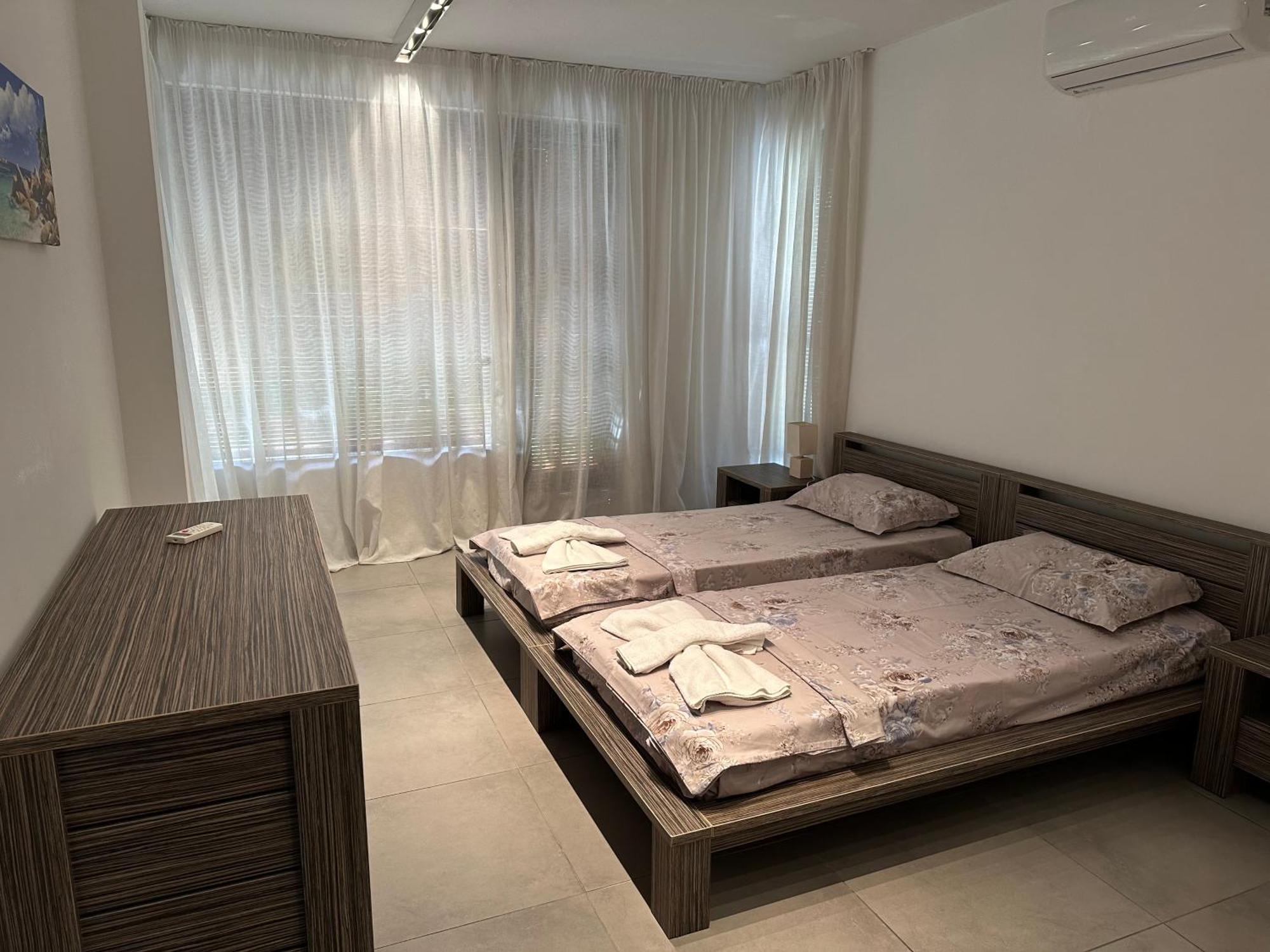 Gitea Sand Lilies Apartments Созопол Екстериор снимка