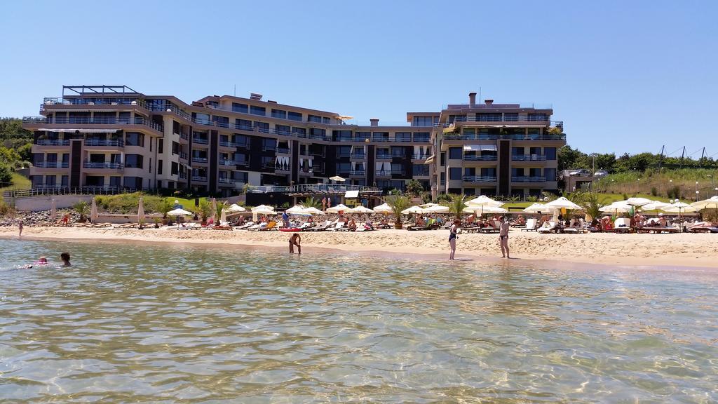 Gitea Sand Lilies Apartments Созопол Екстериор снимка