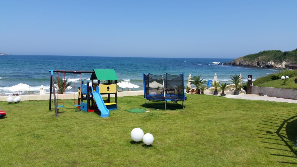 Gitea Sand Lilies Apartments Созопол Екстериор снимка