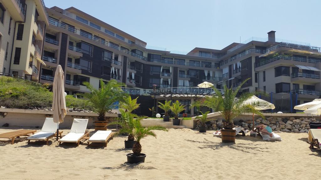 Gitea Sand Lilies Apartments Созопол Екстериор снимка