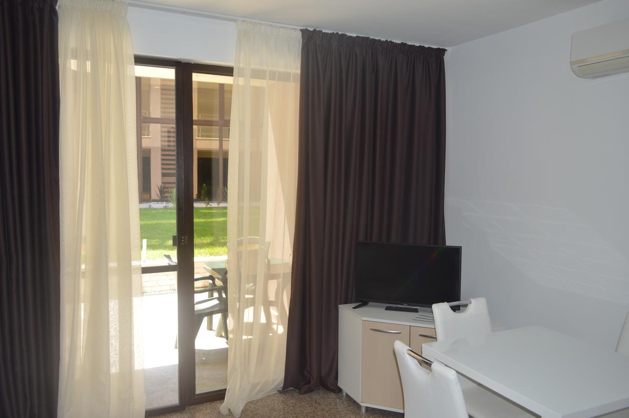 Gitea Sand Lilies Apartments Созопол Екстериор снимка