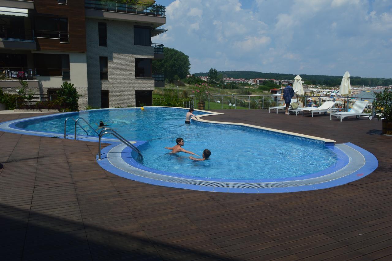 Gitea Sand Lilies Apartments Созопол Екстериор снимка